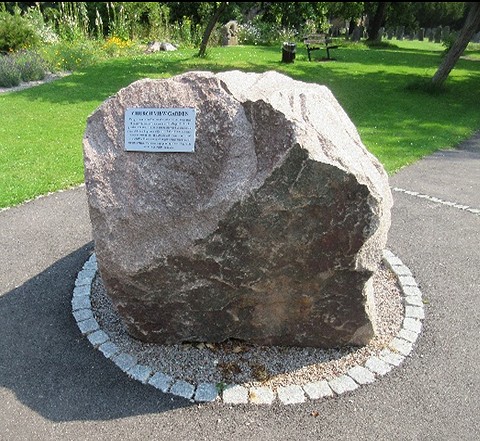  granodiorite boulder 