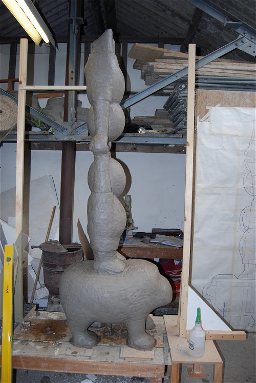  The Handstand - Sculpturing the Clay